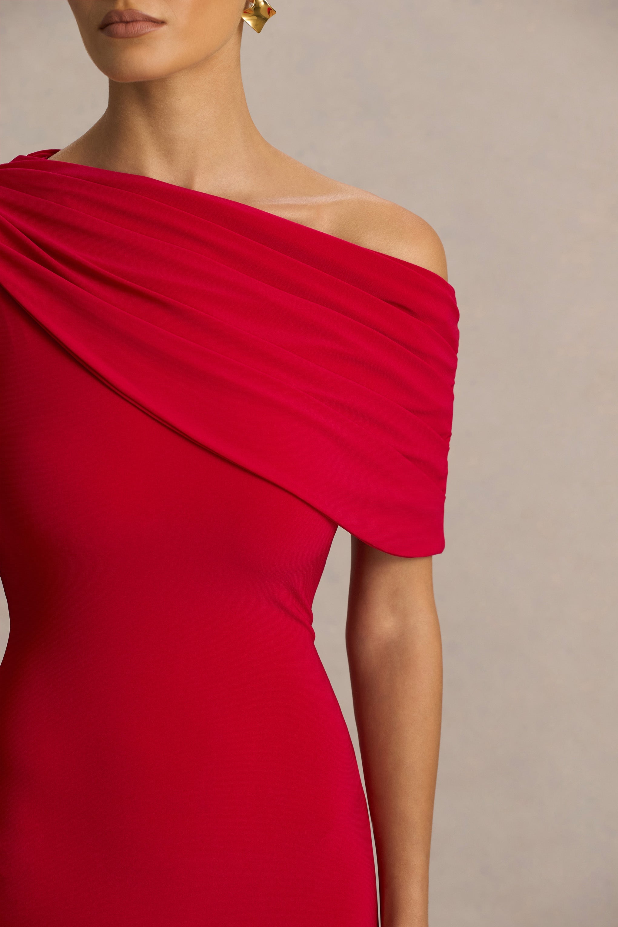 Zendaya | Red Asymmetric-Neck Fishtail Maxi Dress With Sash