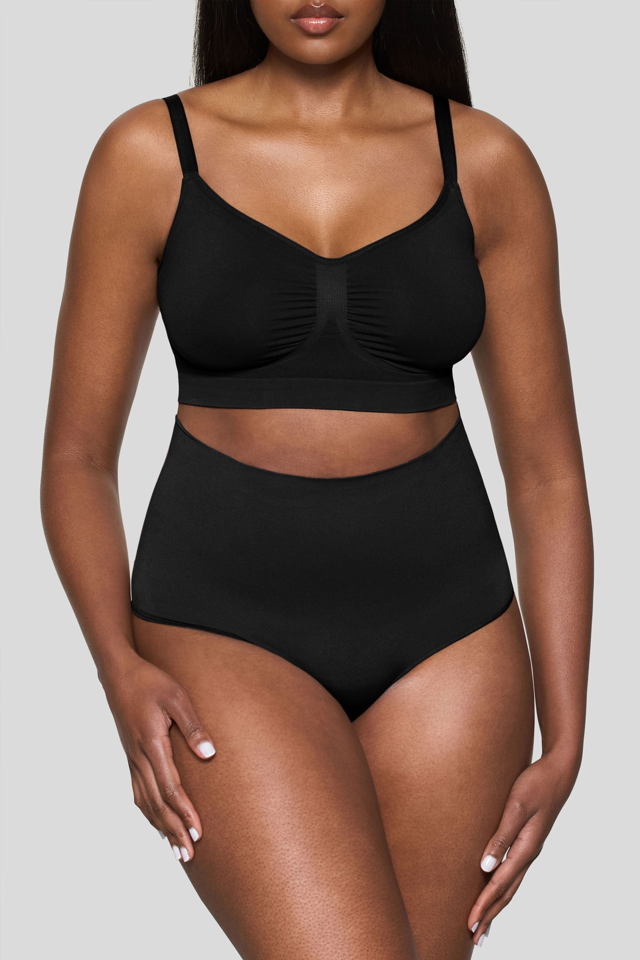 BOOMBA | Black Short-Waisted Thong Shapewear